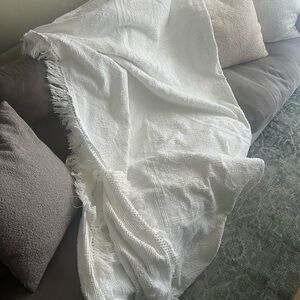 Vintage Lady Galt Hobnail Fringe Twin Bedspread in white